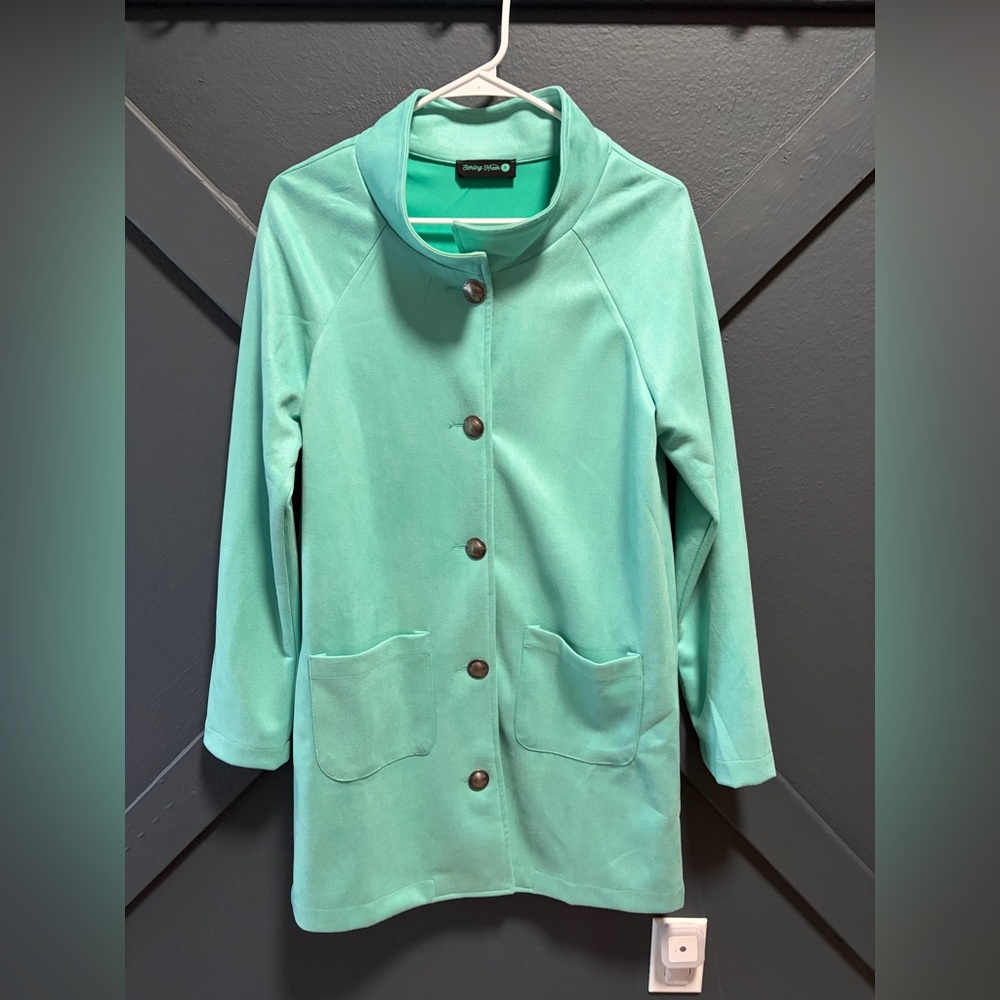 Turquoise Women’s Western Button-Up Jacket With Buffalo Accents On The Buttons